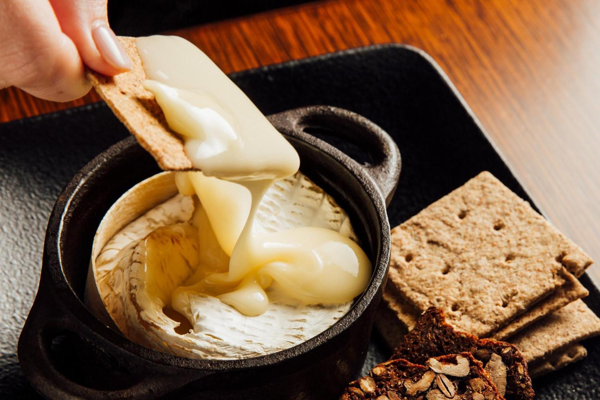 מלון The Westin מלבורן מראה חיצוני תמונה A cheese fondue